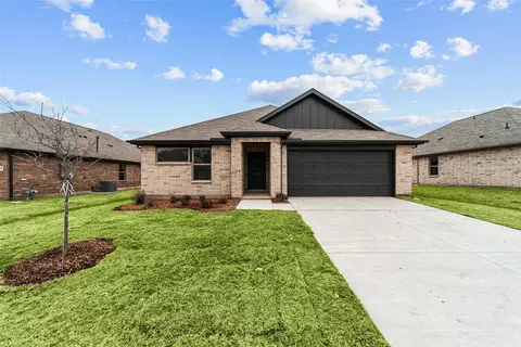 532 Ridgewood Dr, Van Alstyne, TX 75495