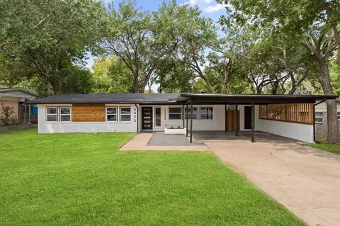 5420 Whitman Ave, Fort Worth, TX 76133