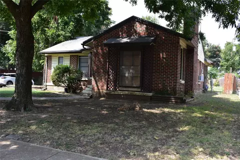 825 S Montreal Ave, Dallas, TX 75208