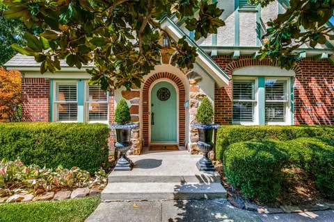 5615 Merrimac Ave, Dallas, TX 75206