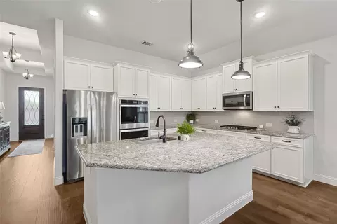 3908 Driftwood Ln, Northlake, TX 76226