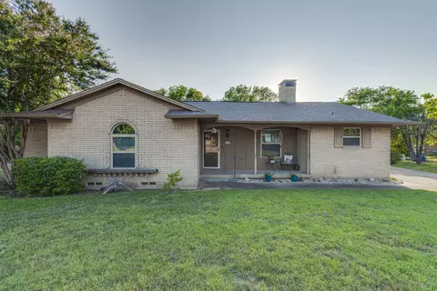 119 S Valley St, Red Oak, TX 75154