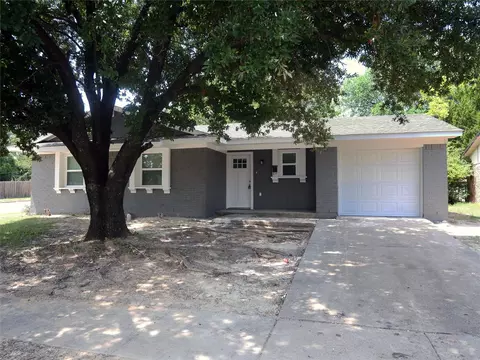 6466 Baraboo Dr, Dallas, TX 75241