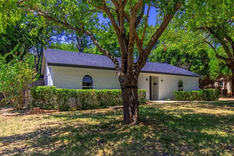 3401 Jonette Dr, Richland Hills, TX 76118