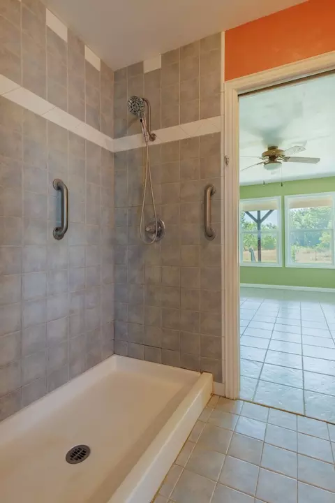Bath - 7280 County Road 170, Bangs, TX 76823 photo 3 of 3
