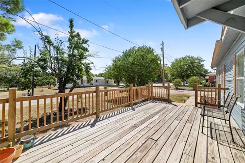 733 E Ham Ave, De Leon, TX 76444 photo 7