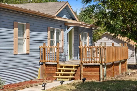 733 E Ham Ave, De Leon, TX 76444 photo 3
