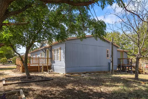 733 E Ham Ave, De Leon, TX 76444 photo 6
