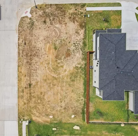 200 Utopia Ct, Keller, TX 76248 photo 4