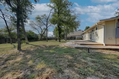 Exterior - 243 Hideaway Ln E, Hideaway, TX 75771 photo 7 of 8