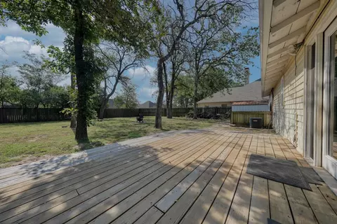 Exterior - 243 Hideaway Ln E, Hideaway, TX 75771 photo 2 of 8