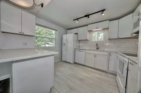 Kitchen - 243 Hideaway Ln E, Hideaway, TX 75771 photo 6 of 6