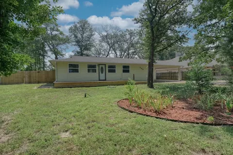 243 Hideaway Ln E, Hideaway, TX 75771