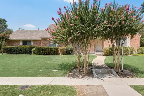 709 Carroll Dr, Garland, TX 75041