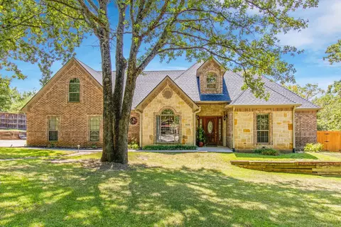 4438 Cathey Dr, Denison, TX 75020