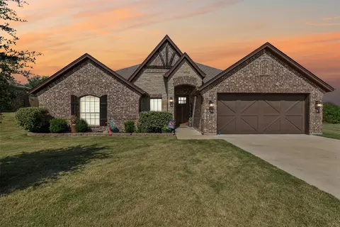 100 Landry Ave, Godley, TX 76044