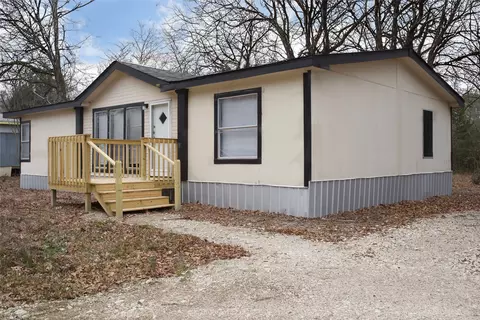 107 Pecos Dr, Mabank, TX 75156