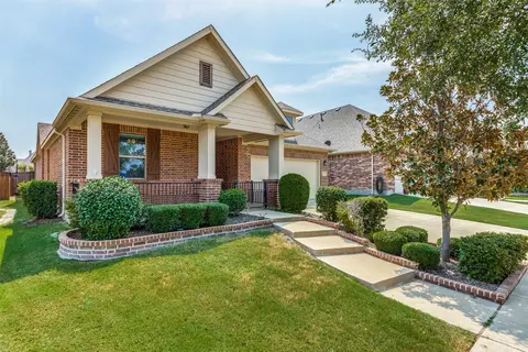 1409 Isabella Ln, Savannah, TX 76227