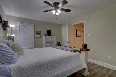 Bedroom - 708 E Beth St, Whitney, TX 76692 photo 2 of 6