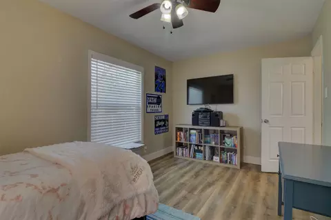 Bedroom - 708 E Beth St, Whitney, TX 76692 photo 6 of 6