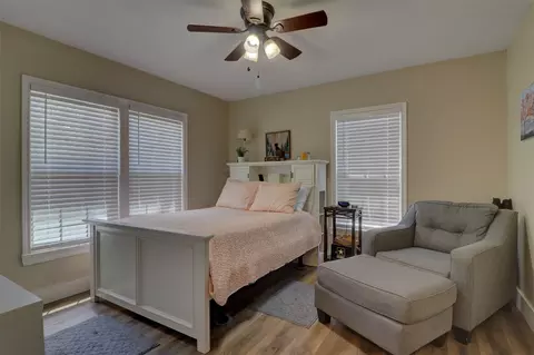 Bedroom - 708 E Beth St, Whitney, TX 76692 photo 3 of 6