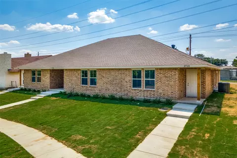 2728 Sherry St, Arlington, TX 76014