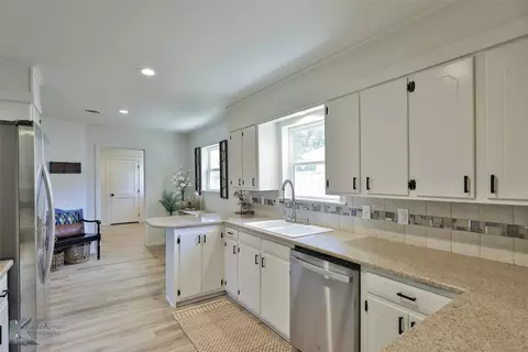 2101 Robin Rd, Abilene, TX 79605 photo 23
