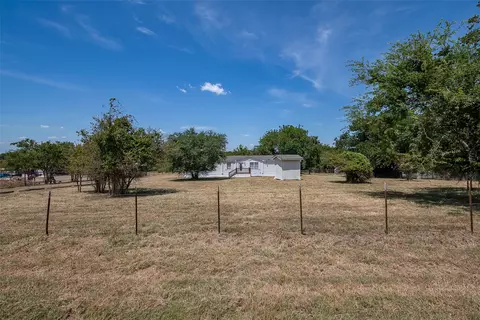 234 Blue Sky Ln, Springtown, TX 76082