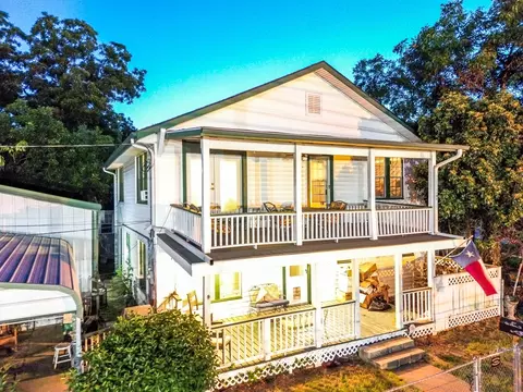 401 W Brown St, Ennis, TX 75119