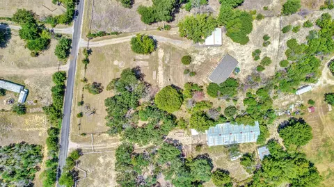 391 Highland Dr, Springtown, TX 76082