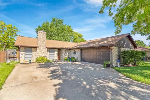 802 Easter Dr, Wylie, TX 75098