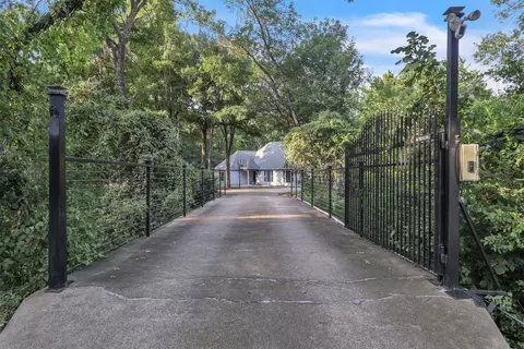 6702 Cliffwood Dr, Dallas, TX 75237