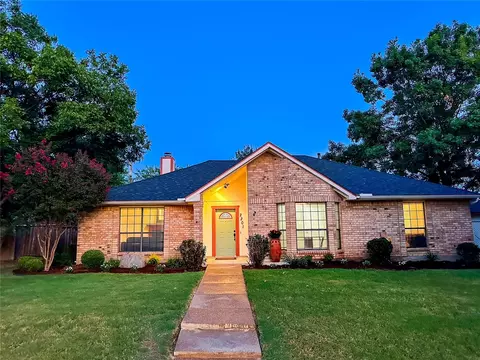 2201 Crestview Ln, Rowlett, TX 75088