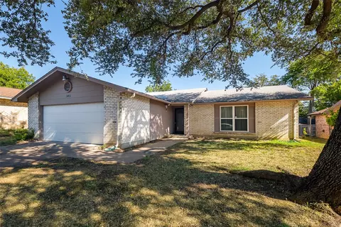 745 Salsbury Cir, Arlington, TX 76014