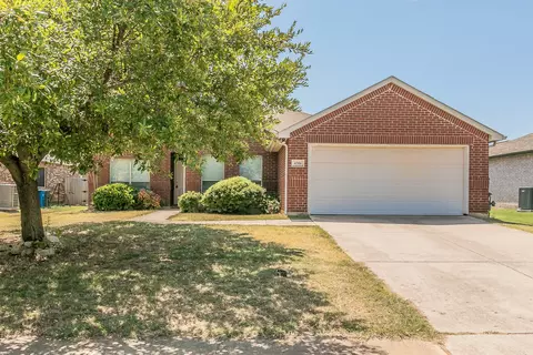 4306 Windy Meadow Dr, Corinth, TX 76208