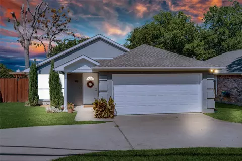 916 S Tennessee St, Mckinney, TX 75069