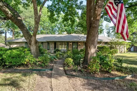 1412 Bowie Cir, Corsicana, TX 75110