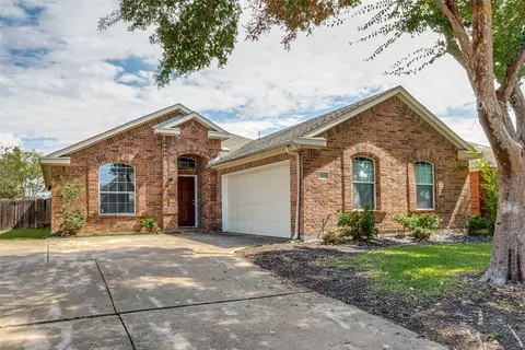 2828 Blue Heron Dr, Mesquite, TX 75181