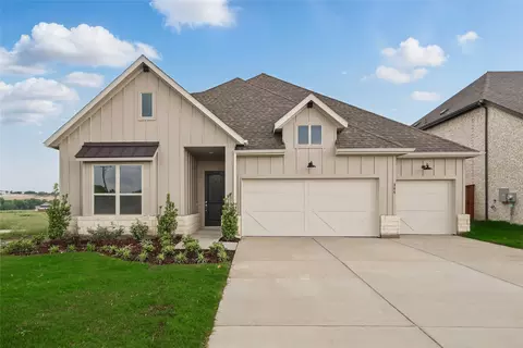 305 Fire Blade Dr, Aledo, TX 76008
