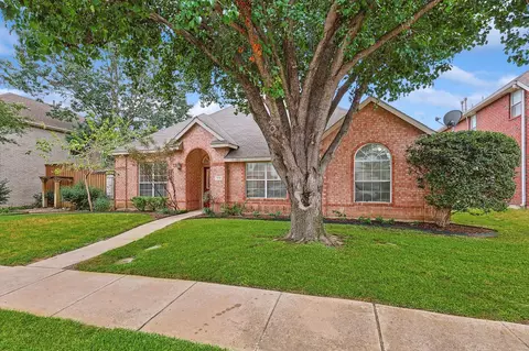 1316 Winnipeg Dr, Lewisville, TX 75077