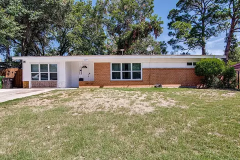 6213 Franwood Ter, Fort Worth, TX 76112