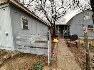 7670 Schantile Dr, Azle, TX 76020
