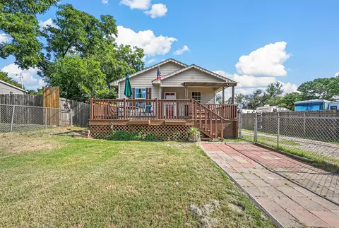 6215 Garden Acre Dr, Fort Worth, TX 76140
