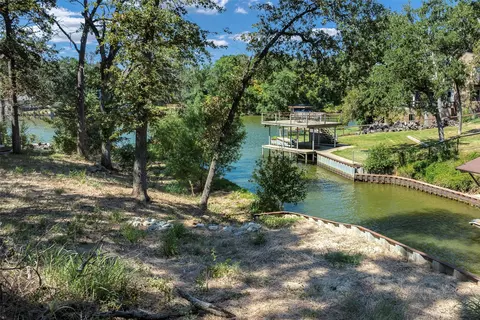 219 Oak Trl, Tool, TX 75143 photo 3