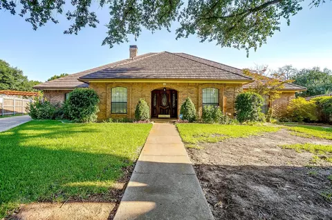 5108 Wareham Dr, Arlington, TX 76017