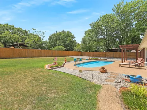 Exterior - 506 E 5th St, Prosper, TX 75078 photo 5 of 10