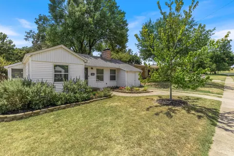 2536 Wentworth St, Dallas, TX 75211