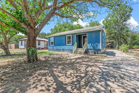 4908 Almena Rd, River Oaks, TX 76114