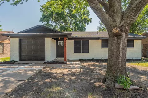 3006 Donald Dr, Garland, TX 75041