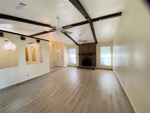2802 Emerald Dr, Mesquite, TX 75150 photo 5